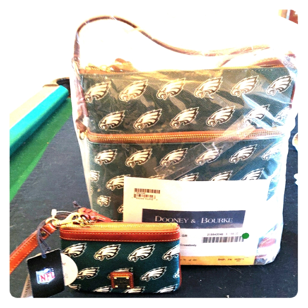 Philadelphia Eagles Dooney Purse and Wristlet